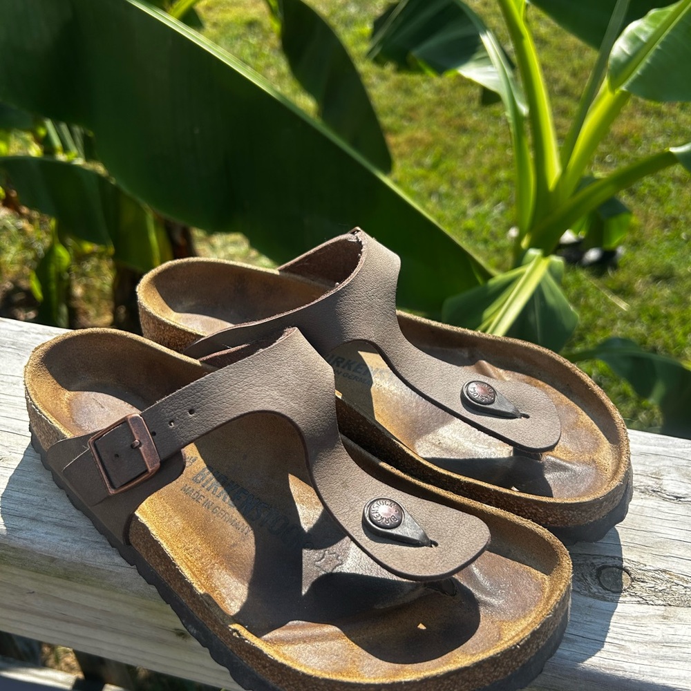Birkenstock Womens Gizeh Sandel - Brown, Womens Size 38(7.5-8)